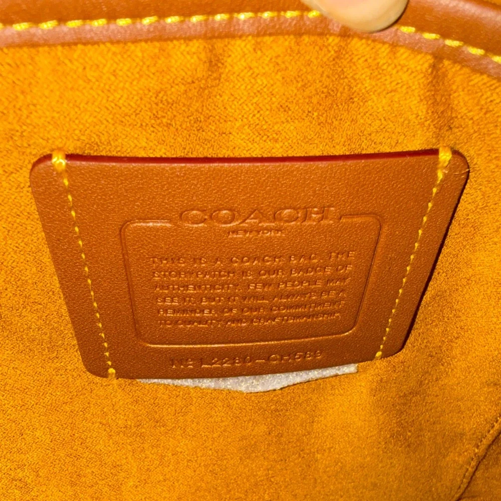 Coach Riya Backpack - Picture 4 of 4